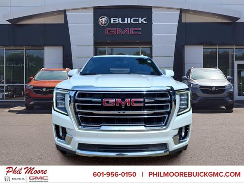 White Frost Tricoat 2022 GMC Yukon SLT