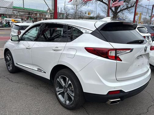2022 Acura RDX Advance Package