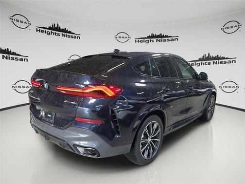 Carbon Black Metallic 2023 BMW X6 xDrive40i