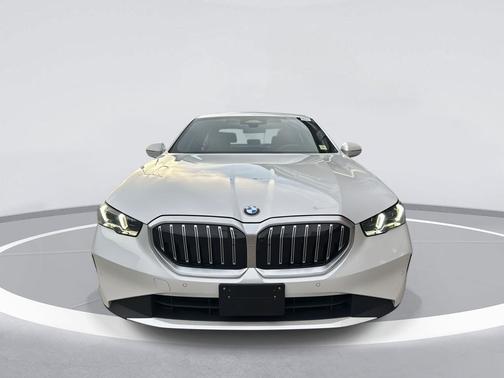 2025 BMW 530 xDrive