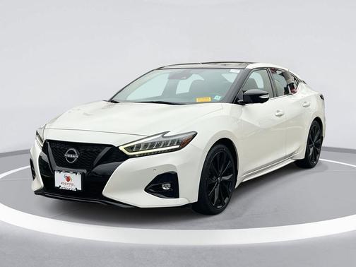 2023 Nissan Maxima SR Xtronic CVT