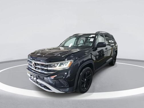 2022 Volkswagen Atlas 3.6L SE w/Technology