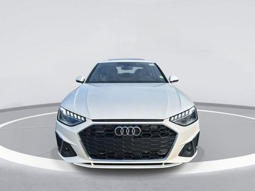 2024 Audi A4 45 S line Premium Plus