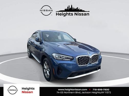 2023 BMW X4 xDrive30i