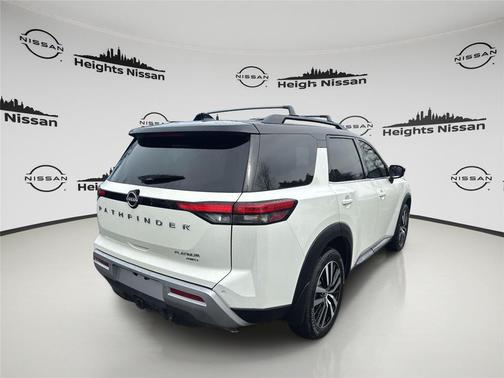 2023 Nissan Pathfinder Platinum 4WD