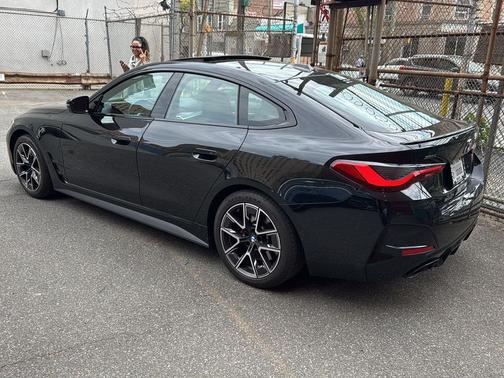 Black Sapphire Metallic 2024 BMW M440 i xDrive