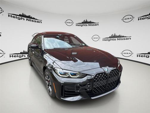 Black Sapphire Metallic 2024 BMW M440 i xDrive