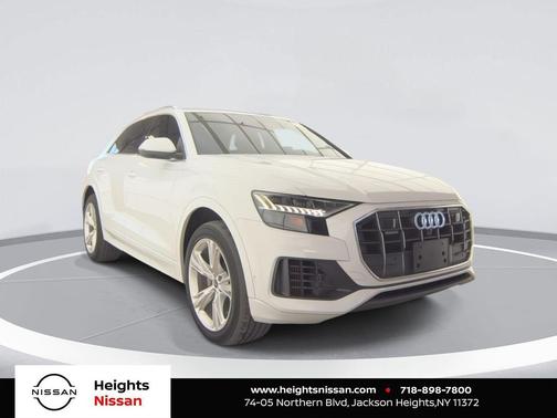 2023 Audi Q8 55 Premium Plus