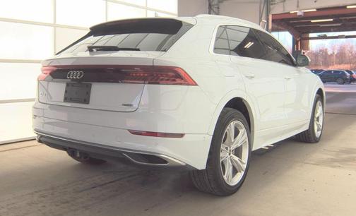 2023 Audi Q8 55 Premium Plus