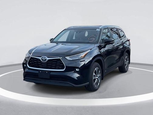2023 Toyota Highlander 