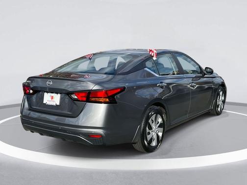 2024 Nissan Altima S FWD