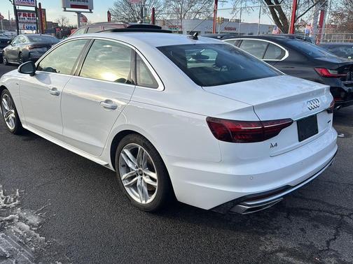 2024 Audi A4 45 S line Premium Plus