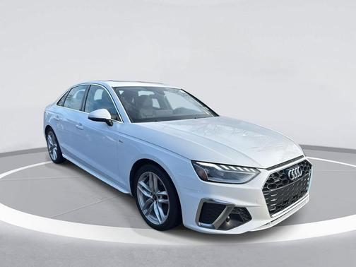 2024 Audi A4 45 S line Premium Plus