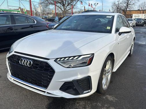 2024 Audi A4 45 S line Premium Plus