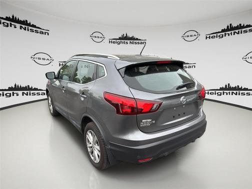 Gun Metallic 2019 Nissan Rogue Sport SV