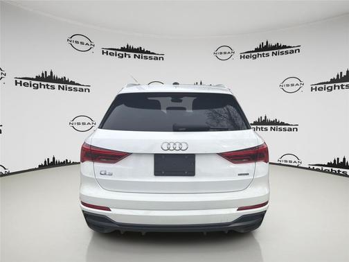 Ibis White 2020 Audi Q3 45 S line Prestige