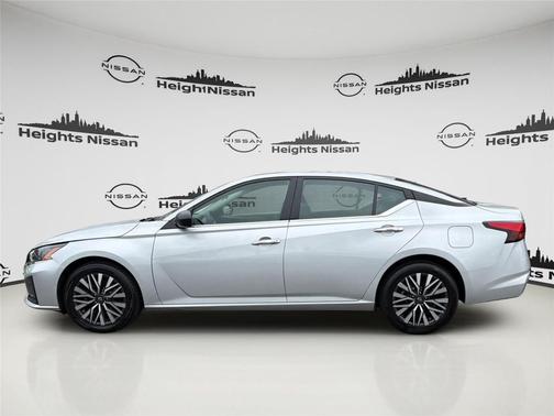 Brilliant Silver Metallic 2024 Nissan Altima 2.5 SV