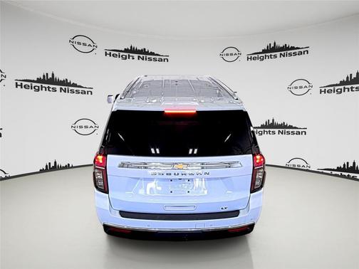 2024 Chevrolet Suburban LT