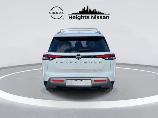 2024 Nissan Pathfinder SL 4WD