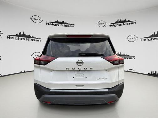 Pearl White Tricoat 2021 Nissan Rogue SV