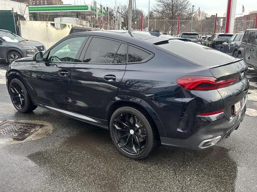 2021 BMW X6 xDrive40i