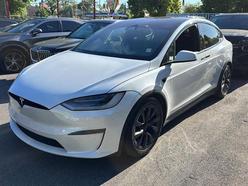 Pearl White Multi-Coat 2023 Tesla Model X Plaid Tri Motor All-Wheel Drive