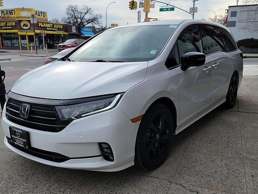 2023 Honda Odyssey Sport