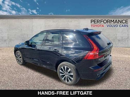 2025 Volvo XC60 Core