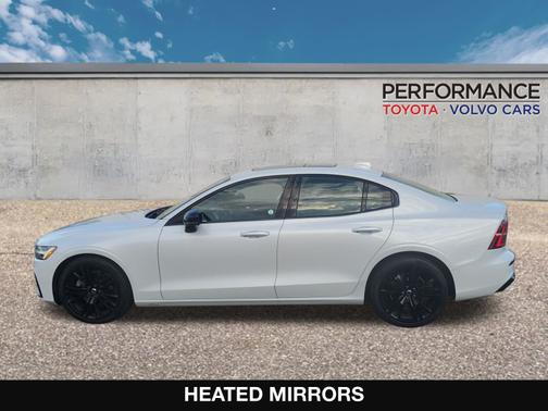 2023 Volvo S60 B5 Plus Black Edition