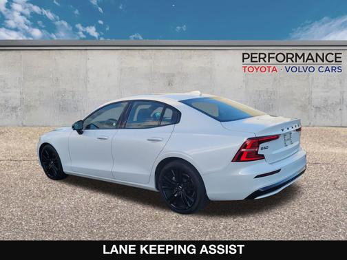 2023 Volvo S60 B5 Plus Black Edition