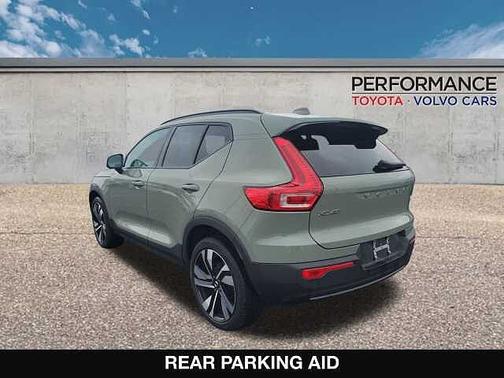 2023 Volvo XC40 Plus