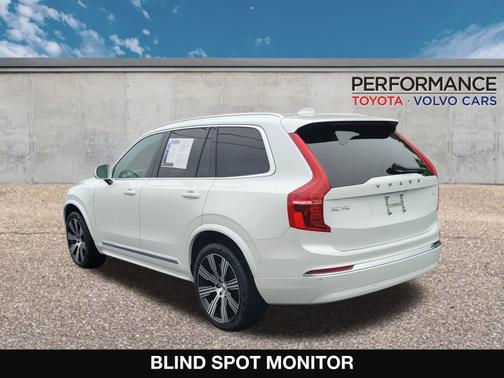 2024 Volvo XC90 Recharge Plug-In Hybrid T8 Plus 6 Passenger