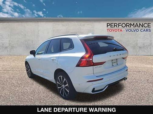 2023 Volvo XC60 Plus