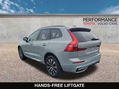 2025 Volvo XC60 Plus
