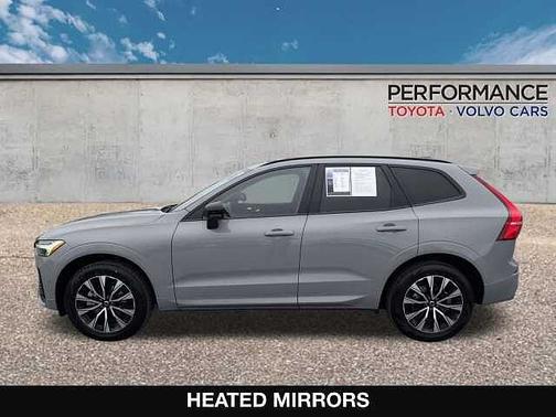 2025 Volvo XC60 Plus