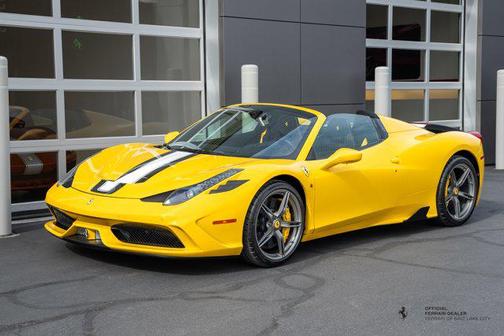 Giallo Modena 2015 Ferrari 458 Speciale Base
