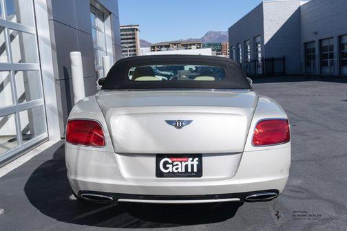 White Sand Metallic 2015 Bentley Continental GT Base