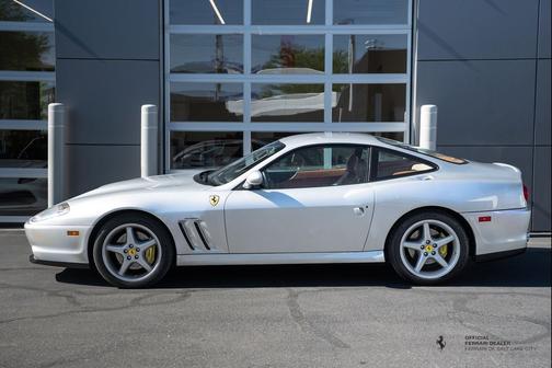 Silver 2000 Ferrari 550 Maranello Base