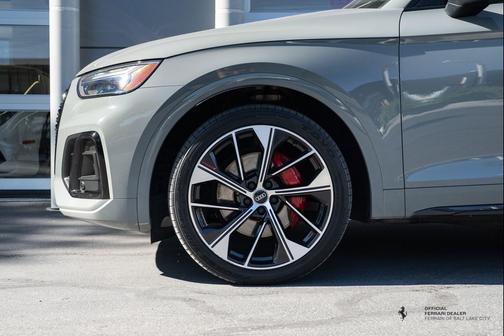 Quantum Gray 2021 Audi SQ5 3.0T Premium Plus
