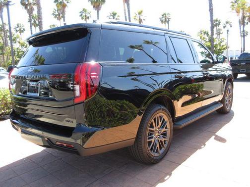 Agate Black Metallic 2026 Ford Expedition Max Platinum