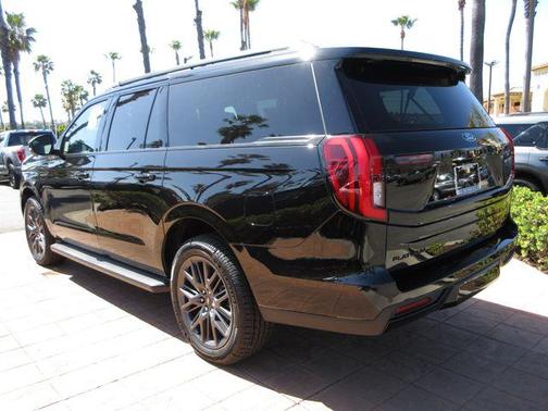 Agate Black Metallic 2026 Ford Expedition Max Platinum