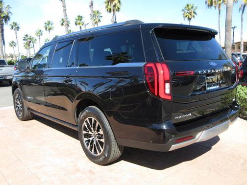 Black Metallic 2025 Ford Expedition Max Platinum