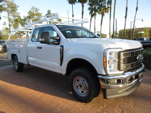 Oxford White 2026 Ford F-250 XL