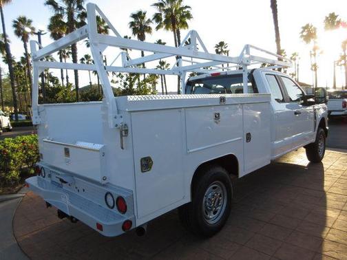Oxford White 2026 Ford F-250 XL