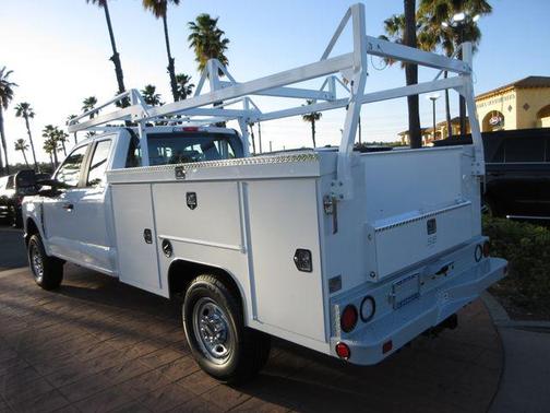 Oxford White 2026 Ford F-250 XL
