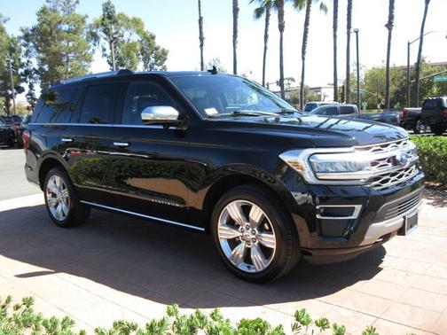 2024 Ford Expedition PLATINUM