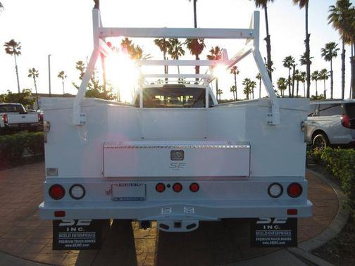 Oxford White 2026 Ford F-350 XL