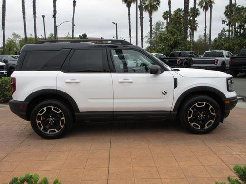 Oxford White 2022 Ford Bronco Sport Outer Banks