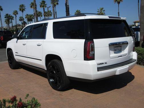 2020 GMC Yukon XL Denali