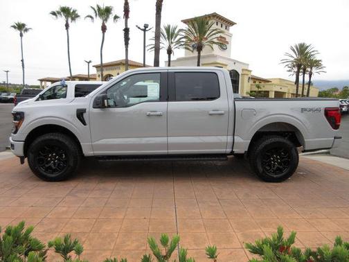 Avalanche 2026 Ford F-150 XLT